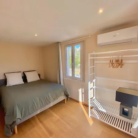 Great Flat! 12 Minute Walk From Train Station And Palais Daire *