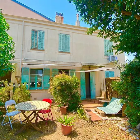 Great Flat! 12 Minute Walk From Train Station And Palais Apartament *