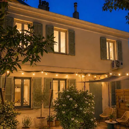 Great Flat! 12 Minute Walk From Train Station And Palais Daire *